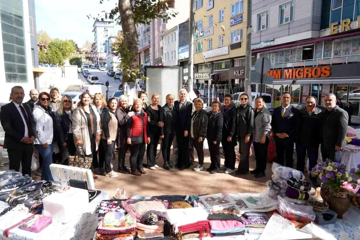 bilecikte hayir carsisi duzenlendi fJgvTect.jpg