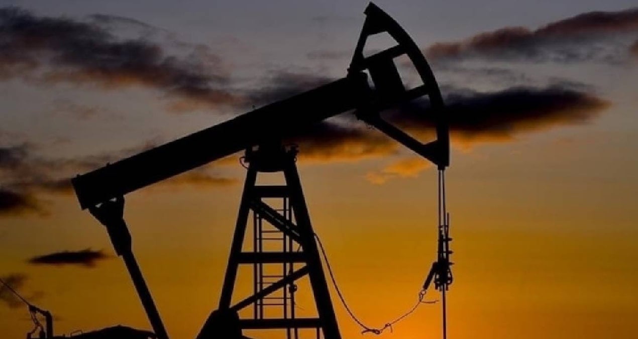 brent petrol son bes ayin en dusuk seviyesinden toparlandi 4rQYge4K.jpg