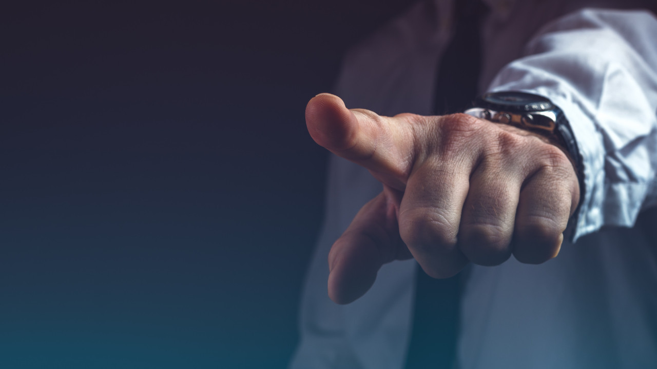 dev sirket ceosuna sadece 6 ayda kapiyi gosterdi vqNlvnjJ.jpg