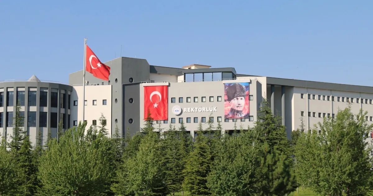 erciyes universitesi mezun bulusmasina hazirlaniyor 1s9MN4HZ