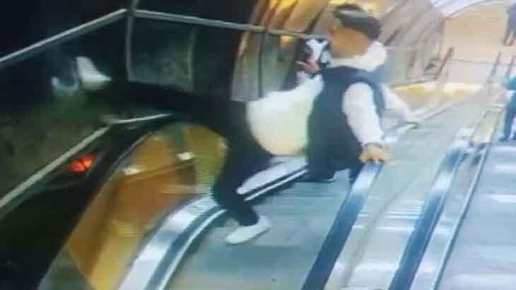 izmirde yaya ust gecidine tekme ve yumruklarla zarar verdiler o anlar kamerada 4zVgCOLY.jpg