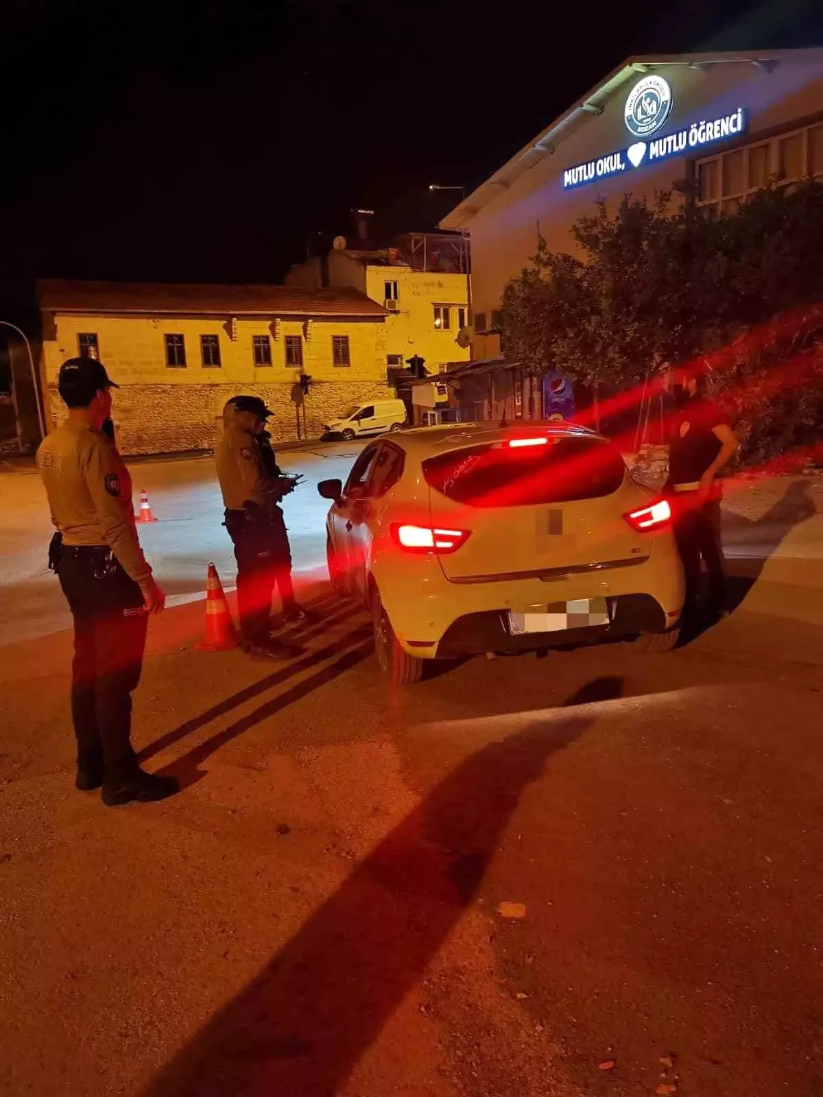 kozanda guven uygulamalari genis capli asayis ve trafik denetimleri gerceklestirildi 8najmCWB.jpg