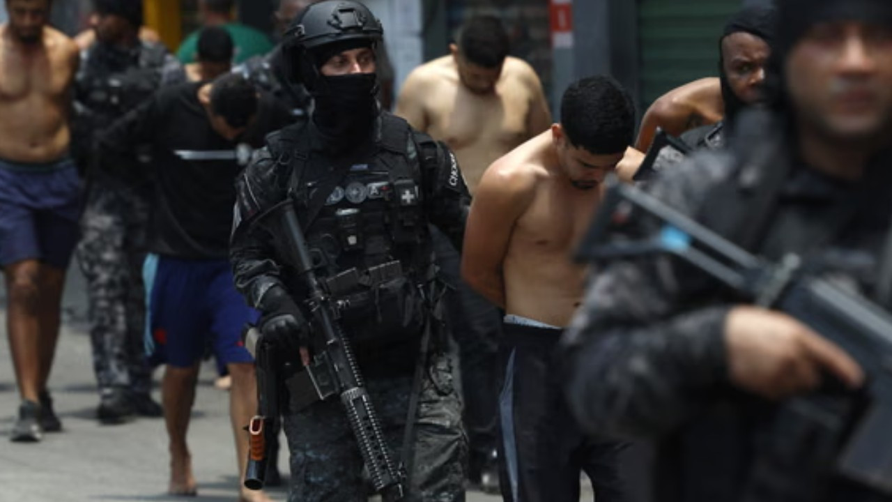 uyusturucu cetesine dev baskin 64 olu 8FyKMLmh.jpg