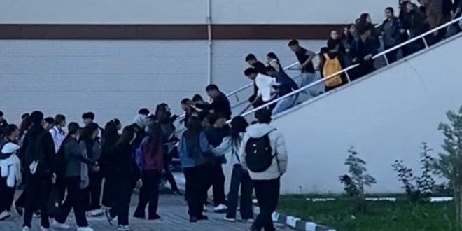 okulda dehset anlari bir grup maganda okul basip ogrenci darp etti ErZbGUkt.jpg